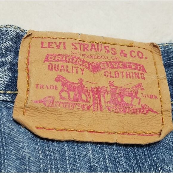 VINTAGE Levi's High Rise Daisy Duke Denim Shorts - Picture 11 of 11